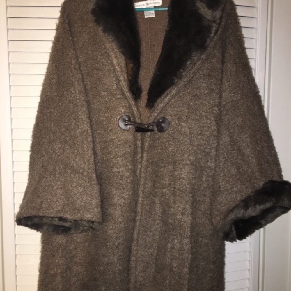*Final Price* Nicole Alexander Jacket